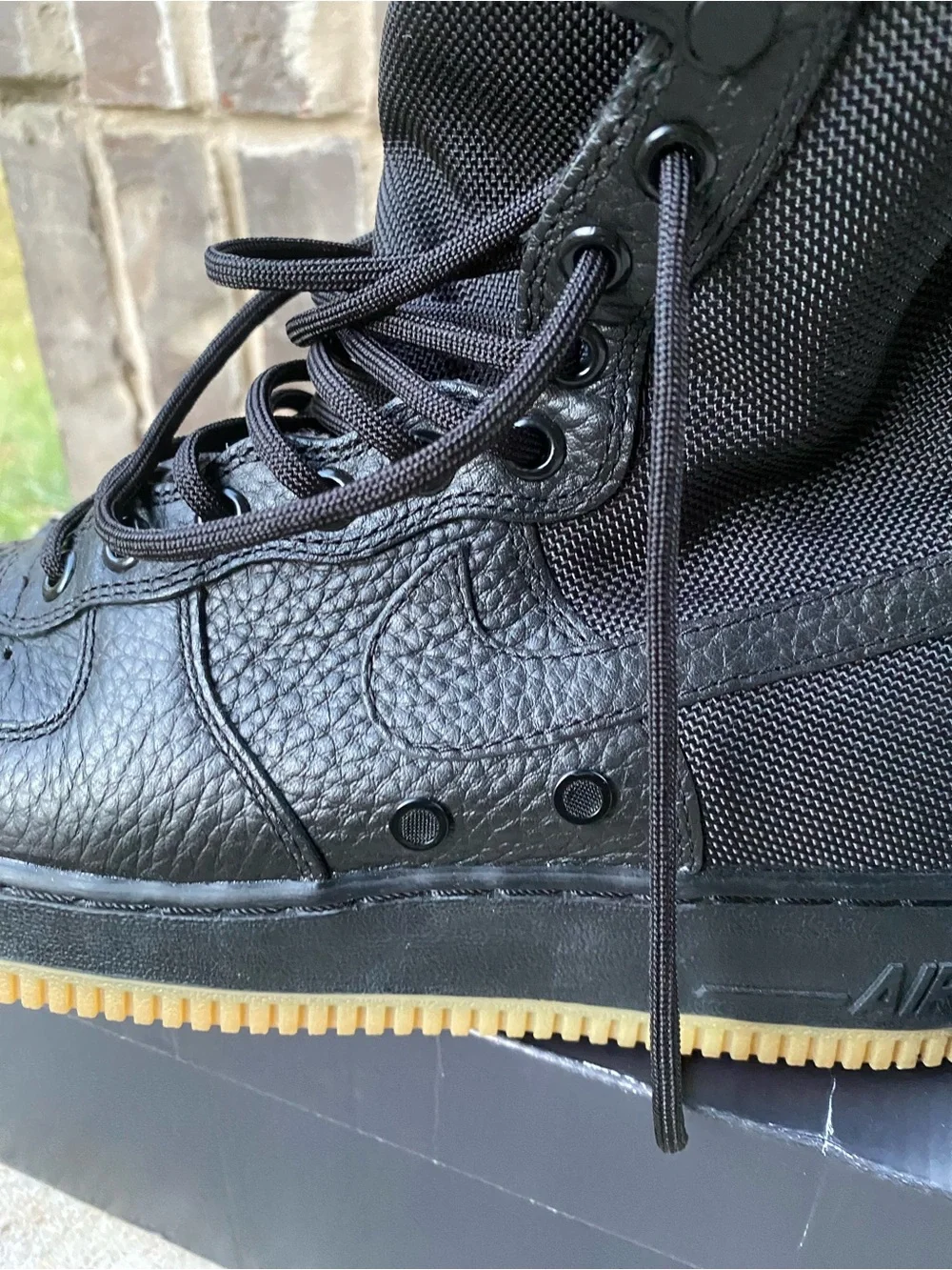 Nike SF Air Force 1 2016 Black High-Top Tactical Boots with Gum Outsole size 8